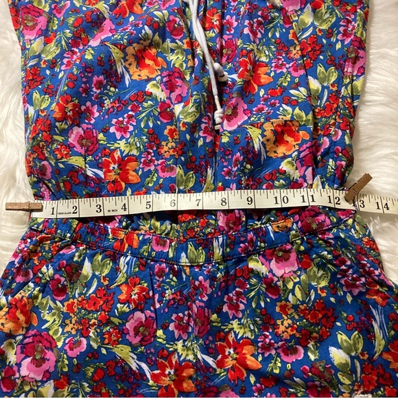 Abercrombie & Fitch size S, floral print, multi color, short romper, no damages - Picture 7 of 9